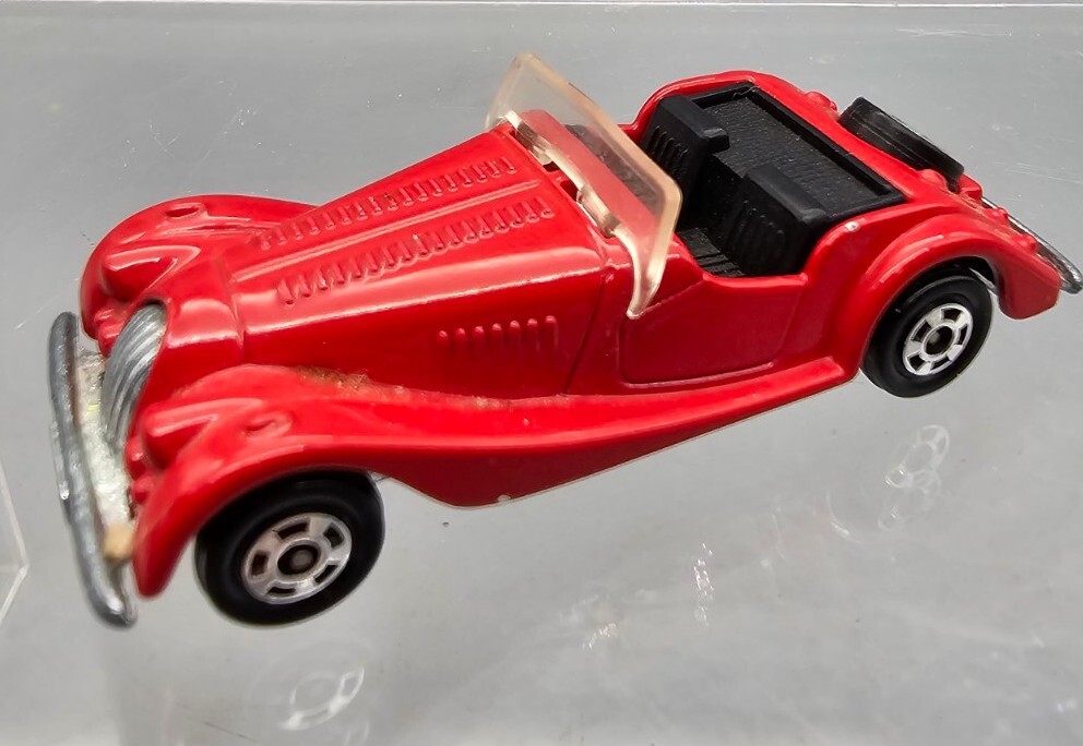 トミカミニカー NO.F26 MORGAN PLUS 8 トミカミニカーNO.F26 MORGAN PLUS 8