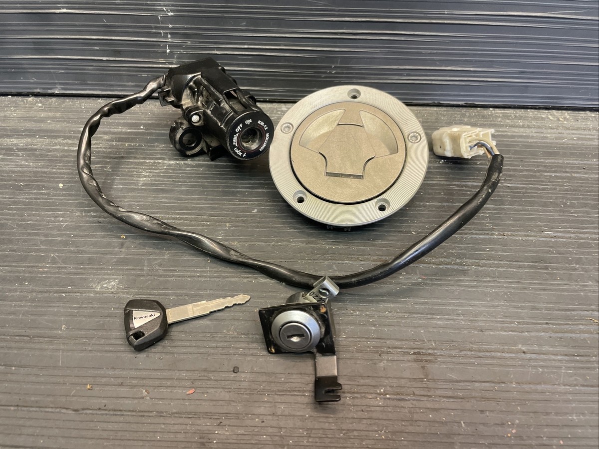2011 Kawasaki Ninja ZX10R ignition, gas cap, seat lock lockset OEM