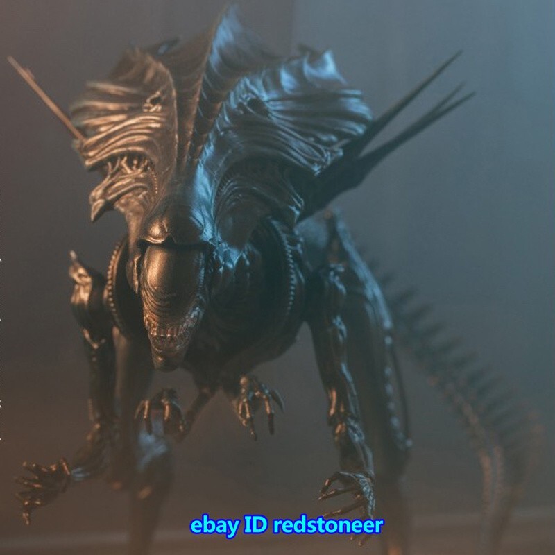 Alien vs. Predator》ALIEN QUEEN HIYA 1/18 Scale Figure Model