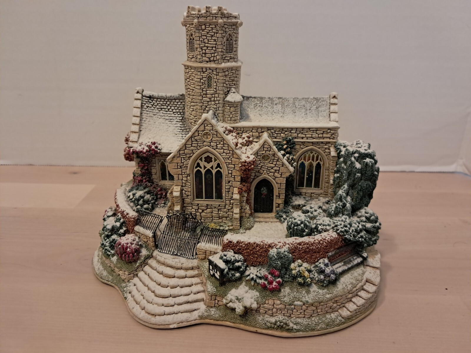 Lilliput Lane - Lead Kindly Light In Winter