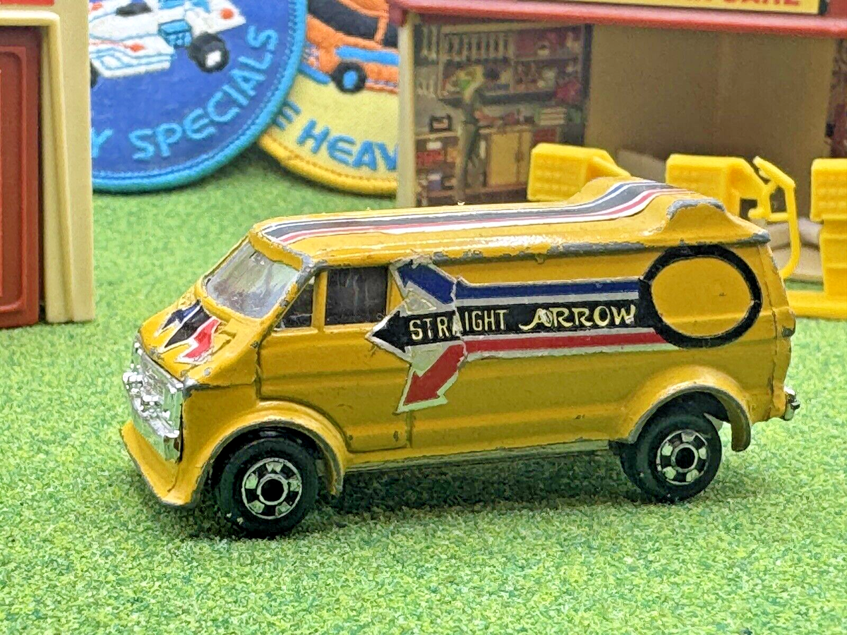 Zylmex Straight Arrow Vintage Custom Super Van 70s Zee Toys P344