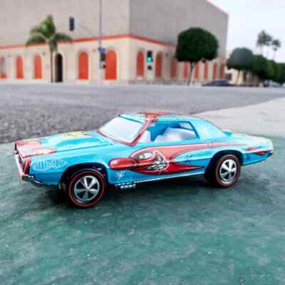 Hot Wheels 2025 RLC Exclusive | x Kenny Scharf Custom 1967 T-Bird