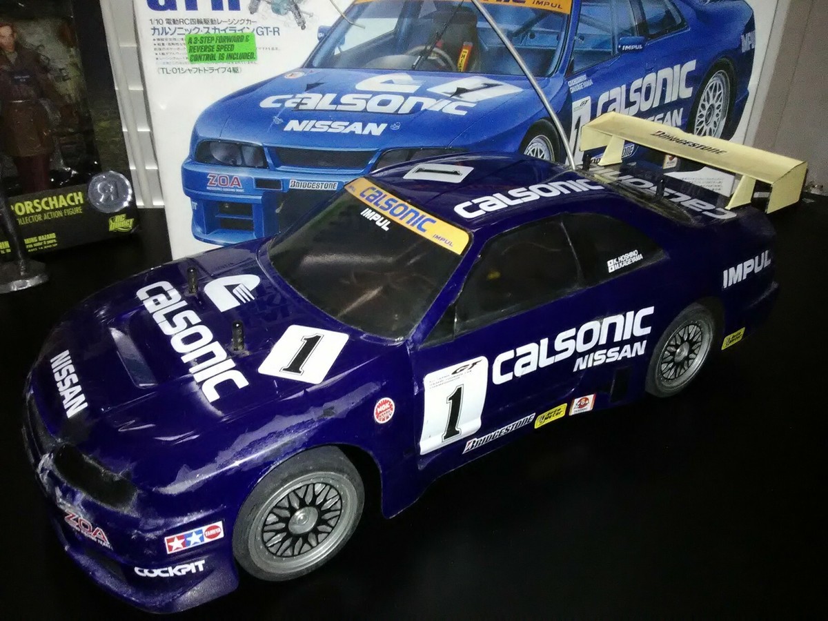 TAMIYA 1/10 RC Calsonic Skyline GT-R 4WD Racing Car Model Kit from