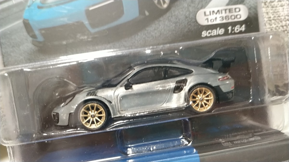 MINI GT 344 chase Porsche 911 GT2 RS Weissach Package Miami Blue