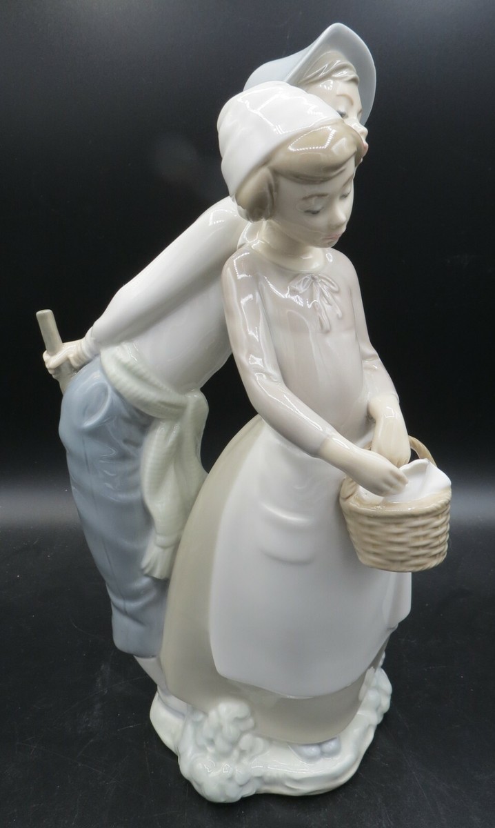nao hand made in Spain 少年少女ペア nao hand made in Spain 少年