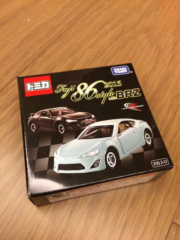 TOMICA 2015 FUJI TOYOTA 86 STYLE 2016 with SUBARU BRZ 2 MODEL SET