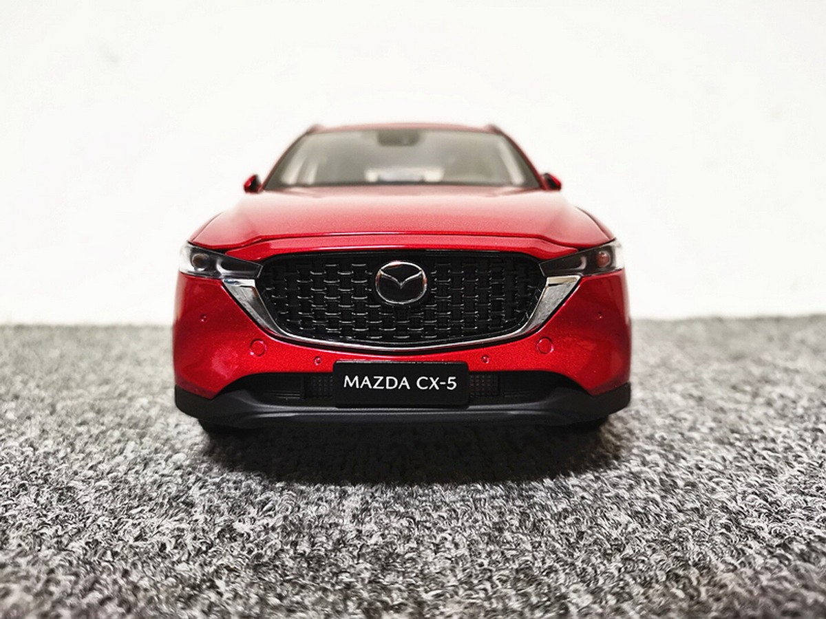 1/18 Scale Mazda CX5 CX-5 SUV 2022 Red Diecast Model Car Toy