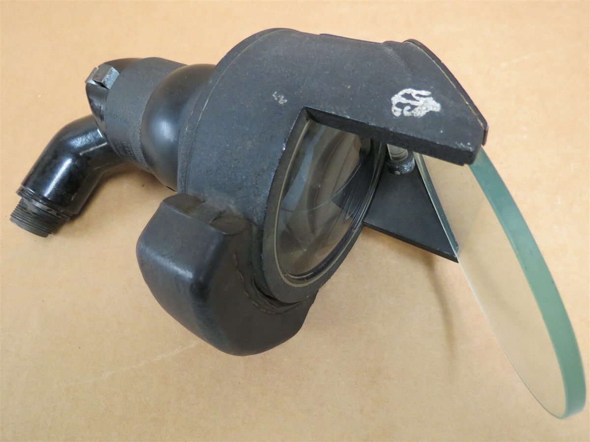 WW II US Navy Aircraft Mark 8 Mod 8 Illuminated Gunsight F4U