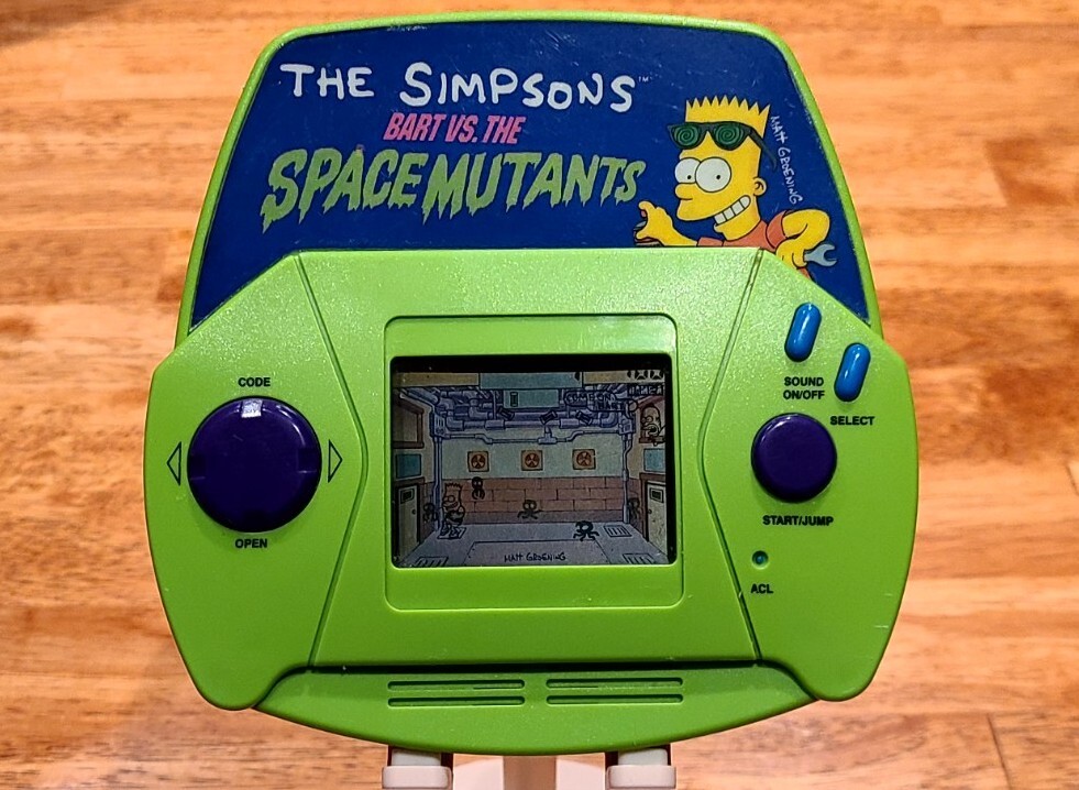 The Simpsons Bart vs The Space Mutants Acclaim Handheld Electronic