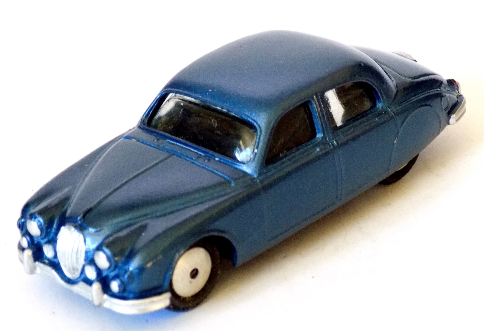 Corgi 208s, Jaguar Saloon - Free Price Guide & Review