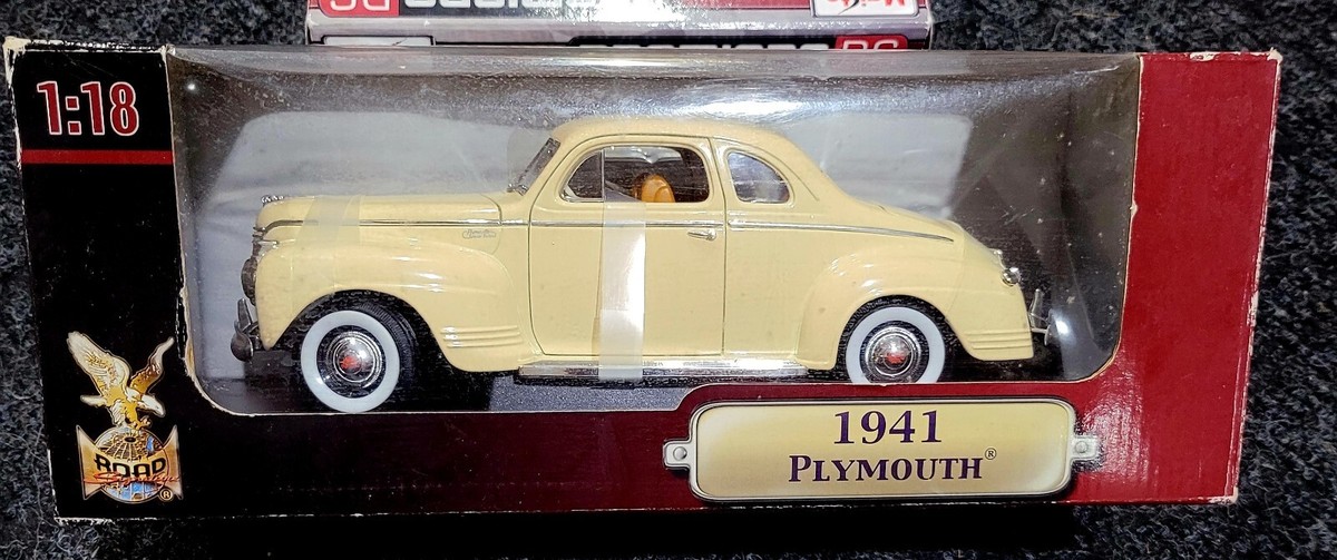 1941 Plymouth 1:18 Scale Diecast Road Signature | eBay