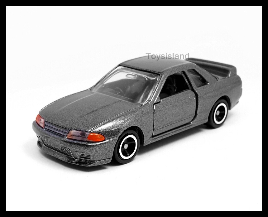 TOMICA NISSAN SKYLINE GT-R R32 ( BNR32 ) 1/59 TOMY NEW 20 Carbon