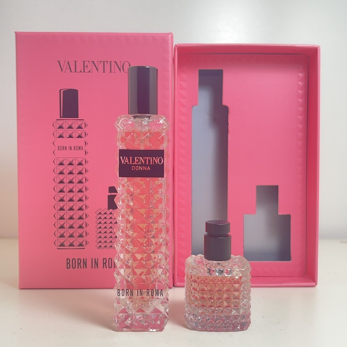 Valentino Donna Born in Roma EDP Travel Spray 0.05 oz + Mini 0.2