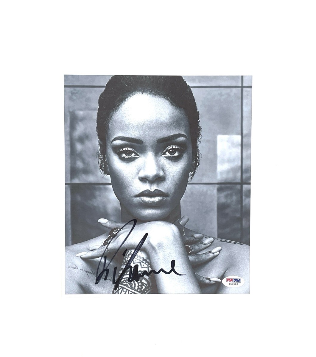 Rihanna Rare Hand Signed Autographed 8x10 Photo PSA DNA Certified