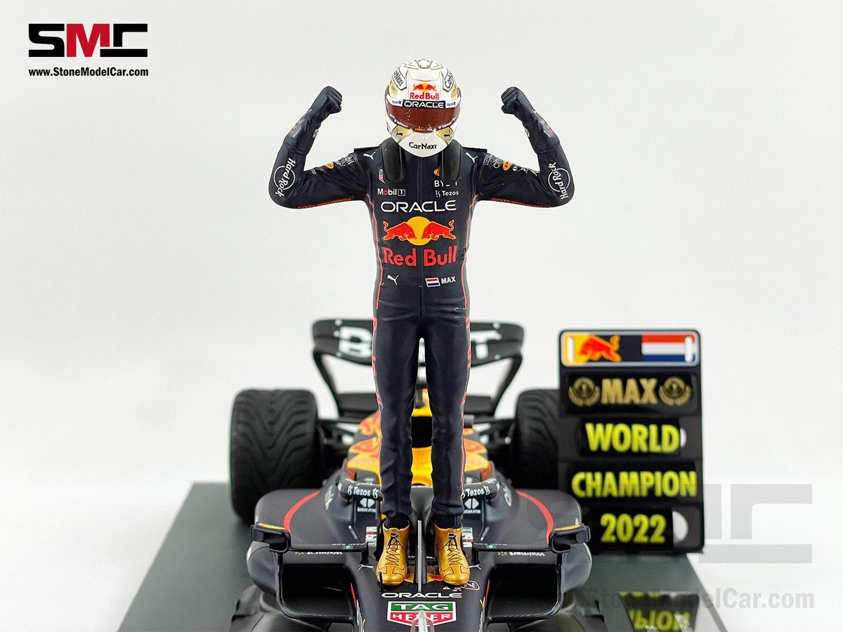 Red Bull F1 RB18 Max Verstappen Japan 2022 World Champion 1:18