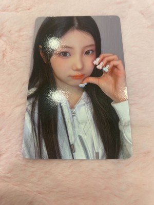 아일릿 ILLIT 3rd Mini Album bomb OFFICIAL PHOTOCARD CARD STUDIO