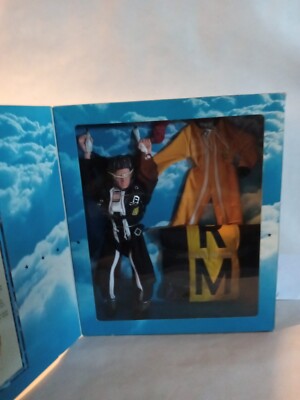 G.I. Joe U.S. Army Golden Knight Parachute Team FAO Schwarz