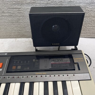 VTG Casiotone Casio MT-800 Analog Piano Keyboard Synth w/ Speakers