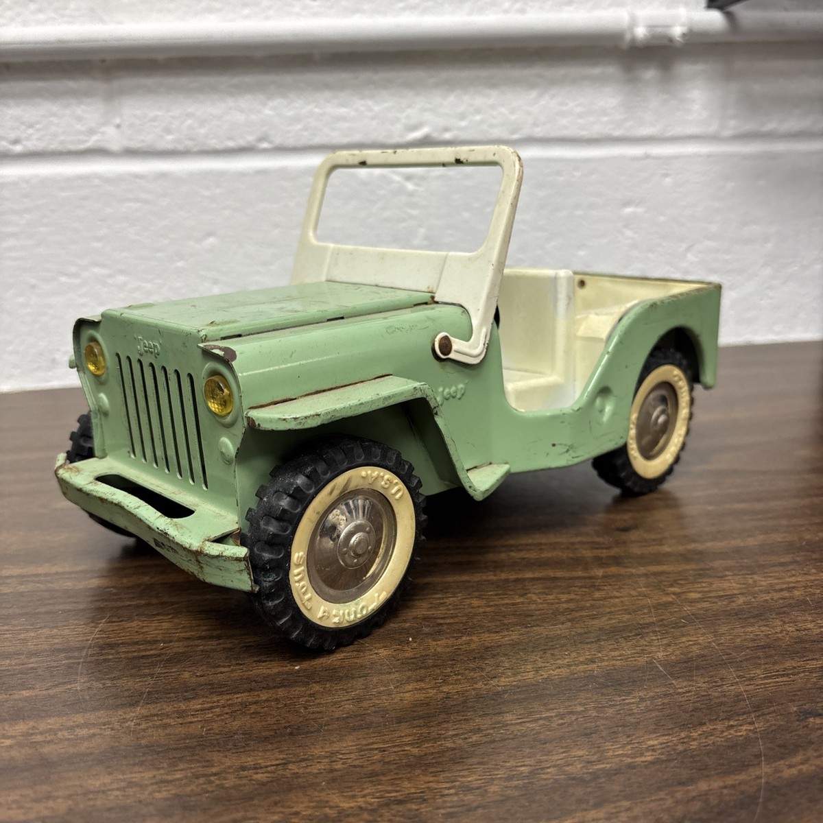 Vintage 1965 Tonka Toys Outdoor Living Light Green Jeep Runabout