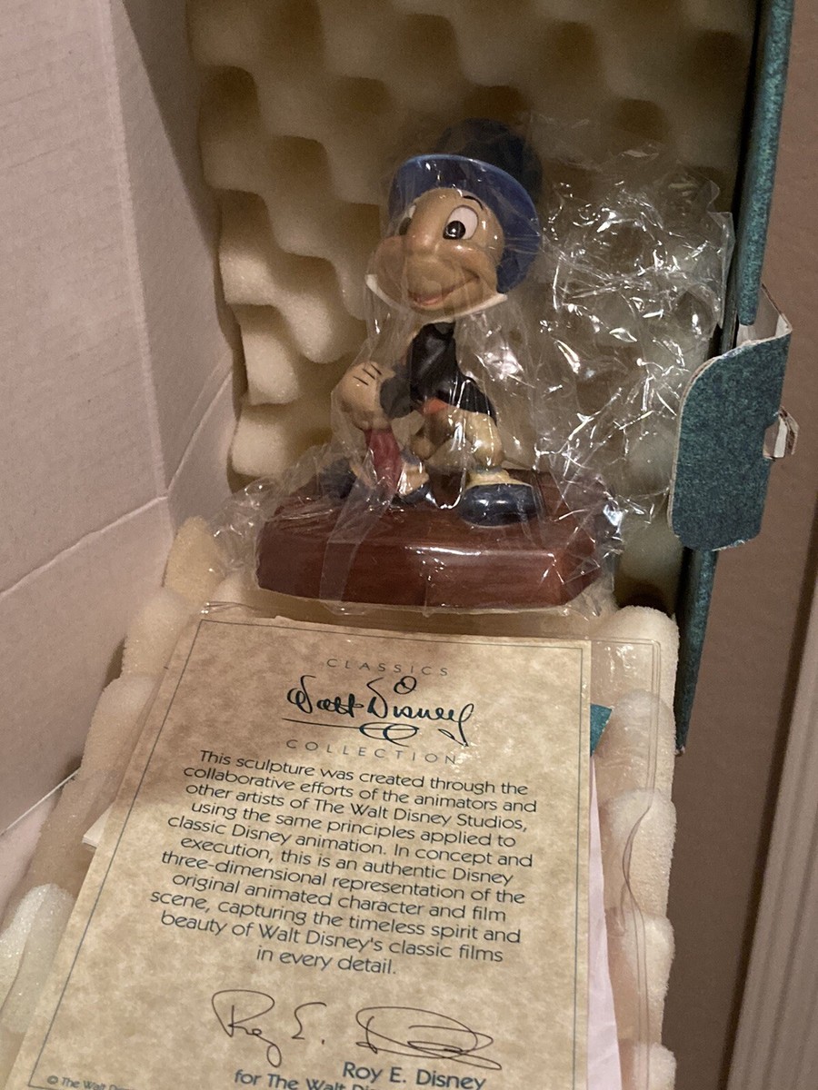 Vintage 1993 Walt Disney Collectors Society Introductory Kit w