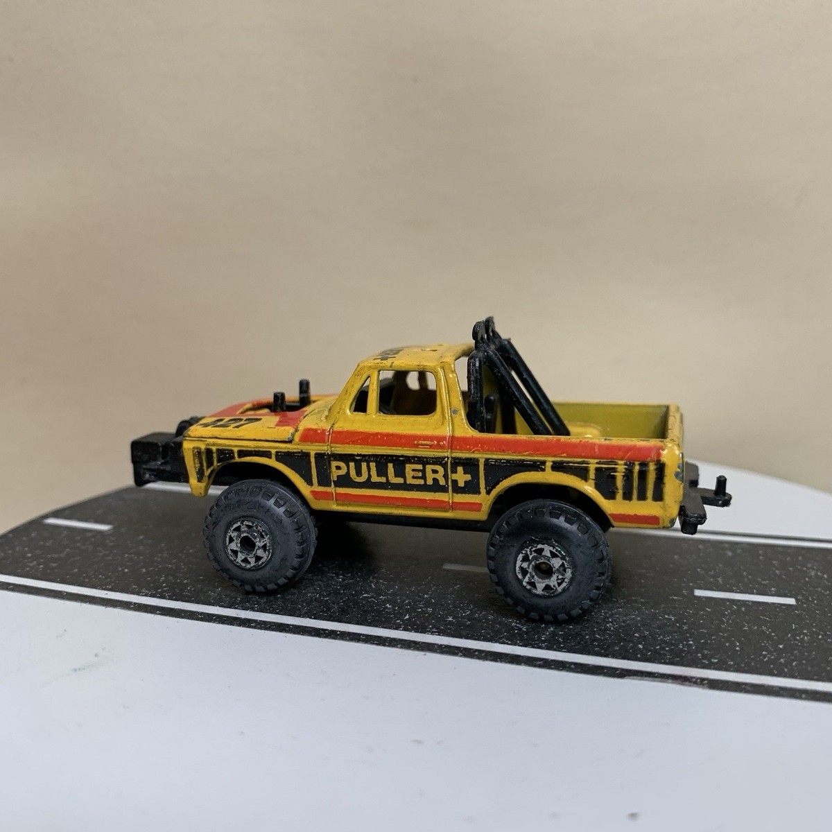 Zylmex Zee Toys 1978-1979 Ford Bronco 427 4x4 Truck Puller Yellow