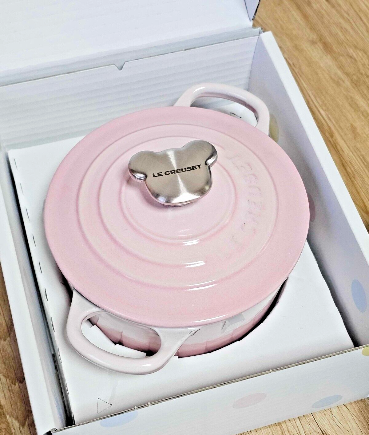 Le Creuset Baby Cocotte Rond Pot Bear Knob 14cm Shell Pink from