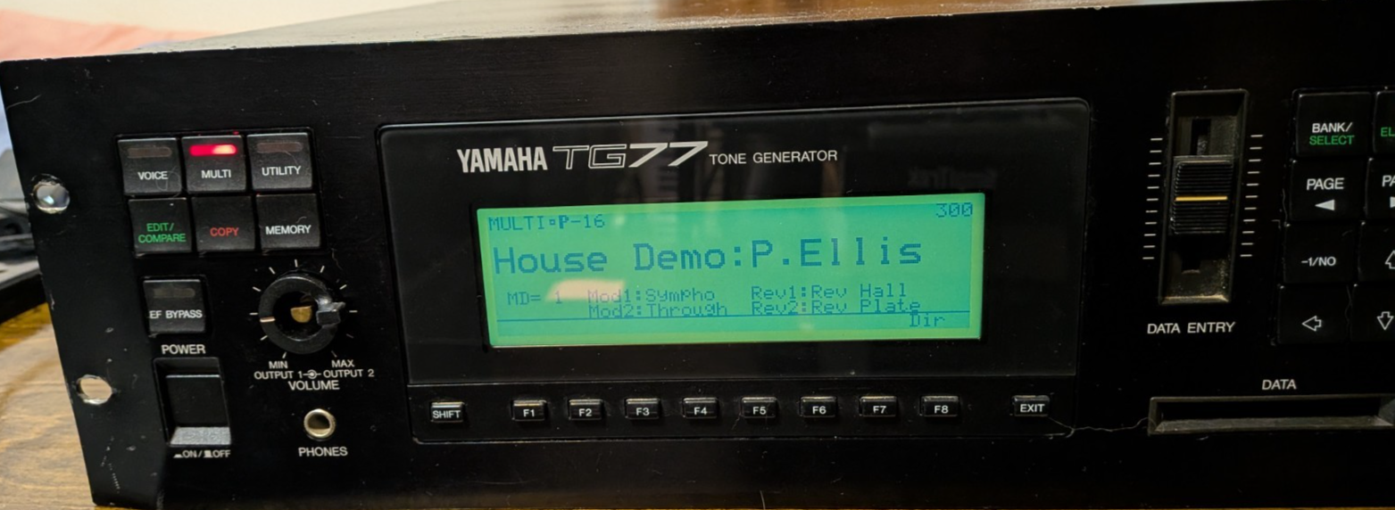 Yamaha TG77 Digital Tone Generator Synthesizer Module - works