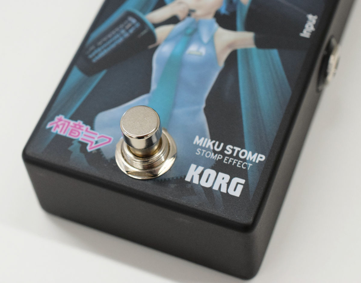 ギターを弾くと初音ミクが歌うエフェクター「MIKU STOMP」で「千本桜