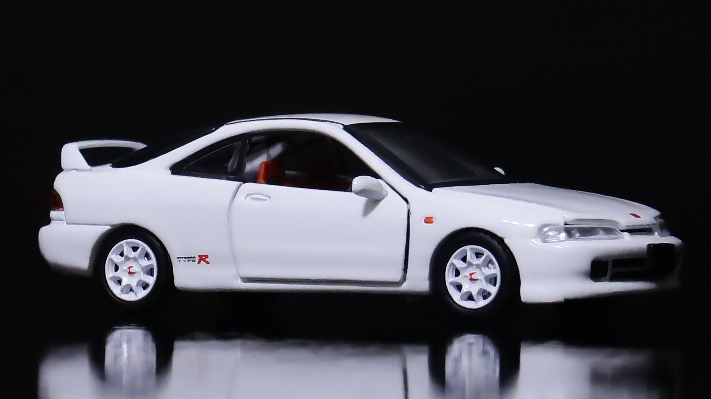 モデルインプレッション】Eracar 1/64 Honda Integra Type-R DC2