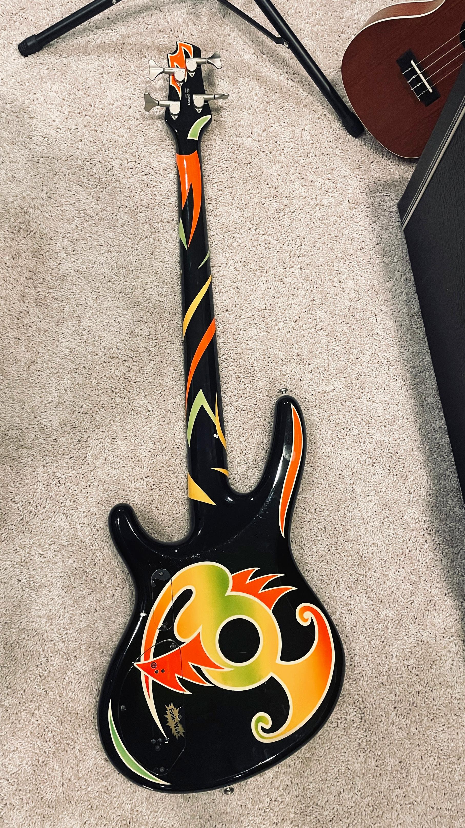 Cort TM Funk Machine with a built in wah : r/BassGuitar
