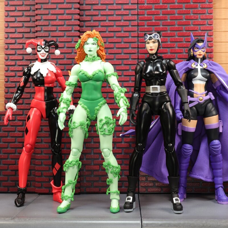 Batman: Hush Poison Ivy MAFEX Action Figure Video Review And