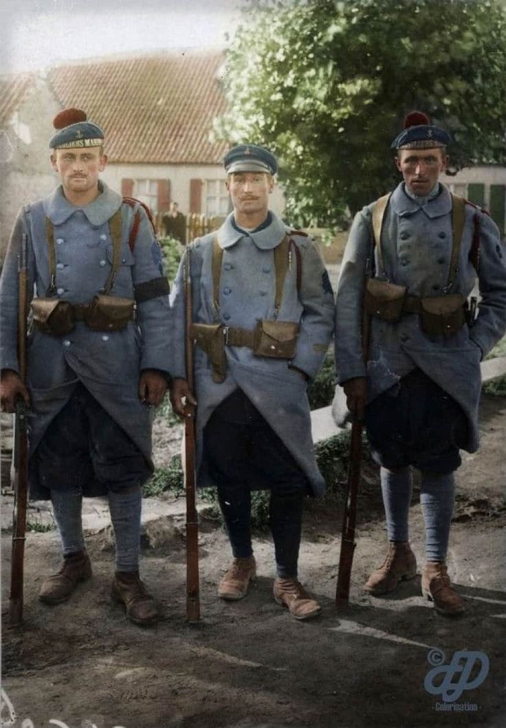 第一次世界大戦中のフランス軍兵士たちの日常をカラー化した歴史的写真