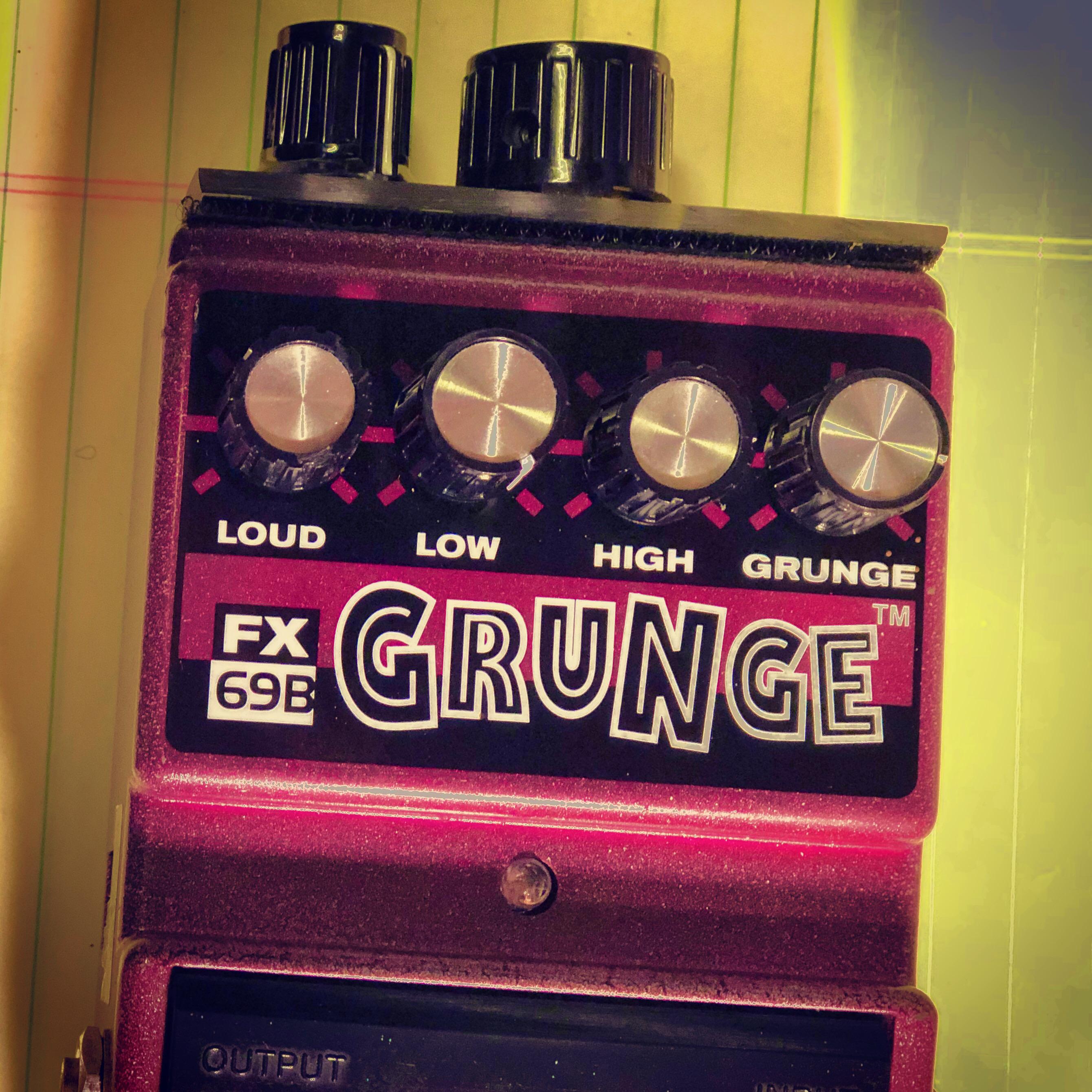 Modded my DOD FX69b Grunge pedal. : r/guitarpedals