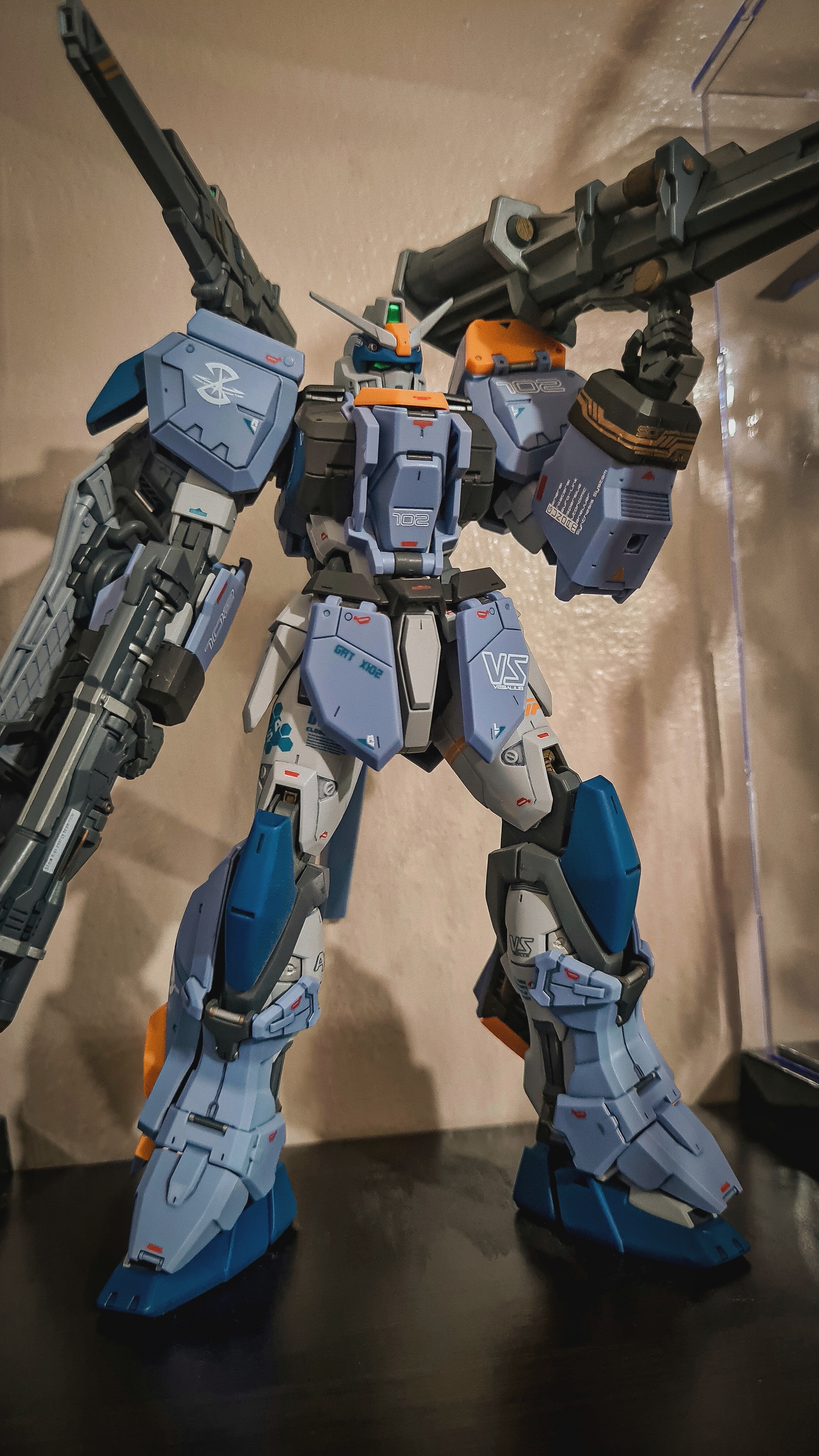 MG デュエルガンダムアサルトシュラウド。初めてトップコートと水転写