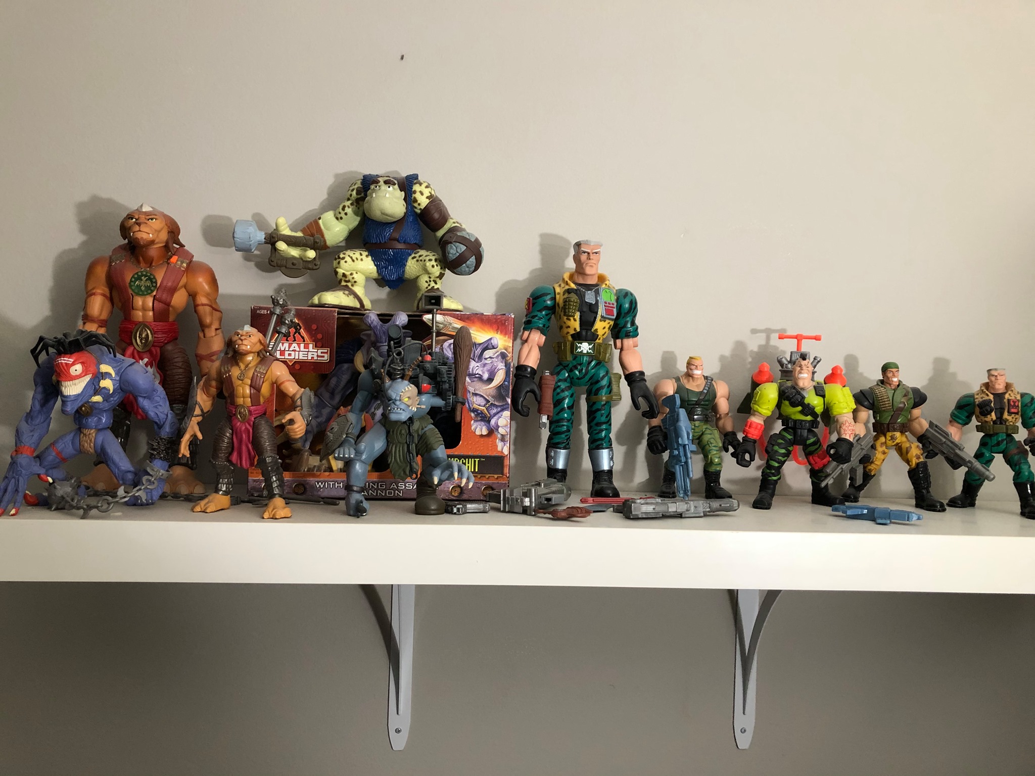 僕の「スモール・ソルジャーズ」フィギュアコレクション : r/ActionFigures