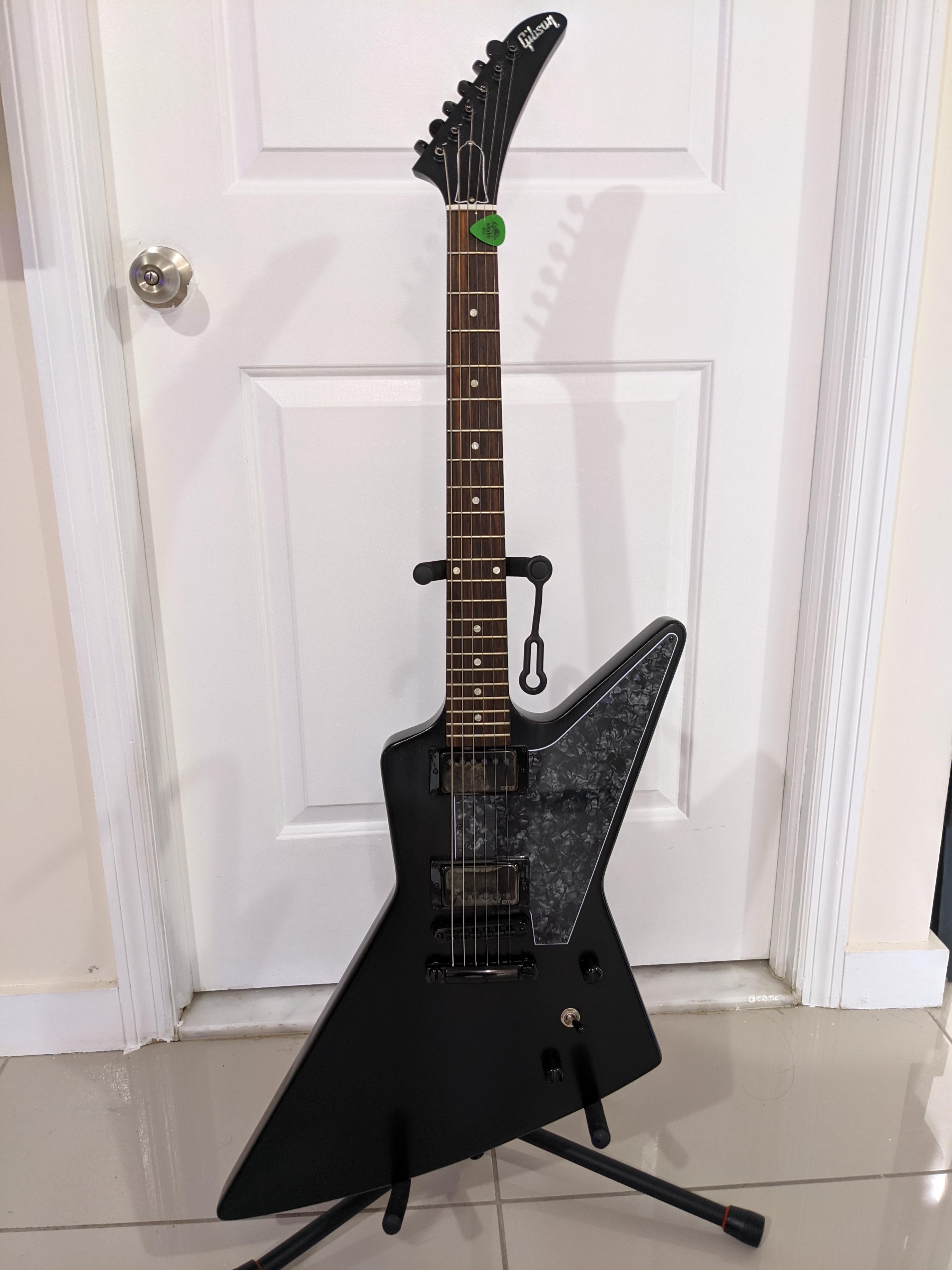 初めてのギブソン：2019年製エクスプローラーB-2（改造版） : r/gibson