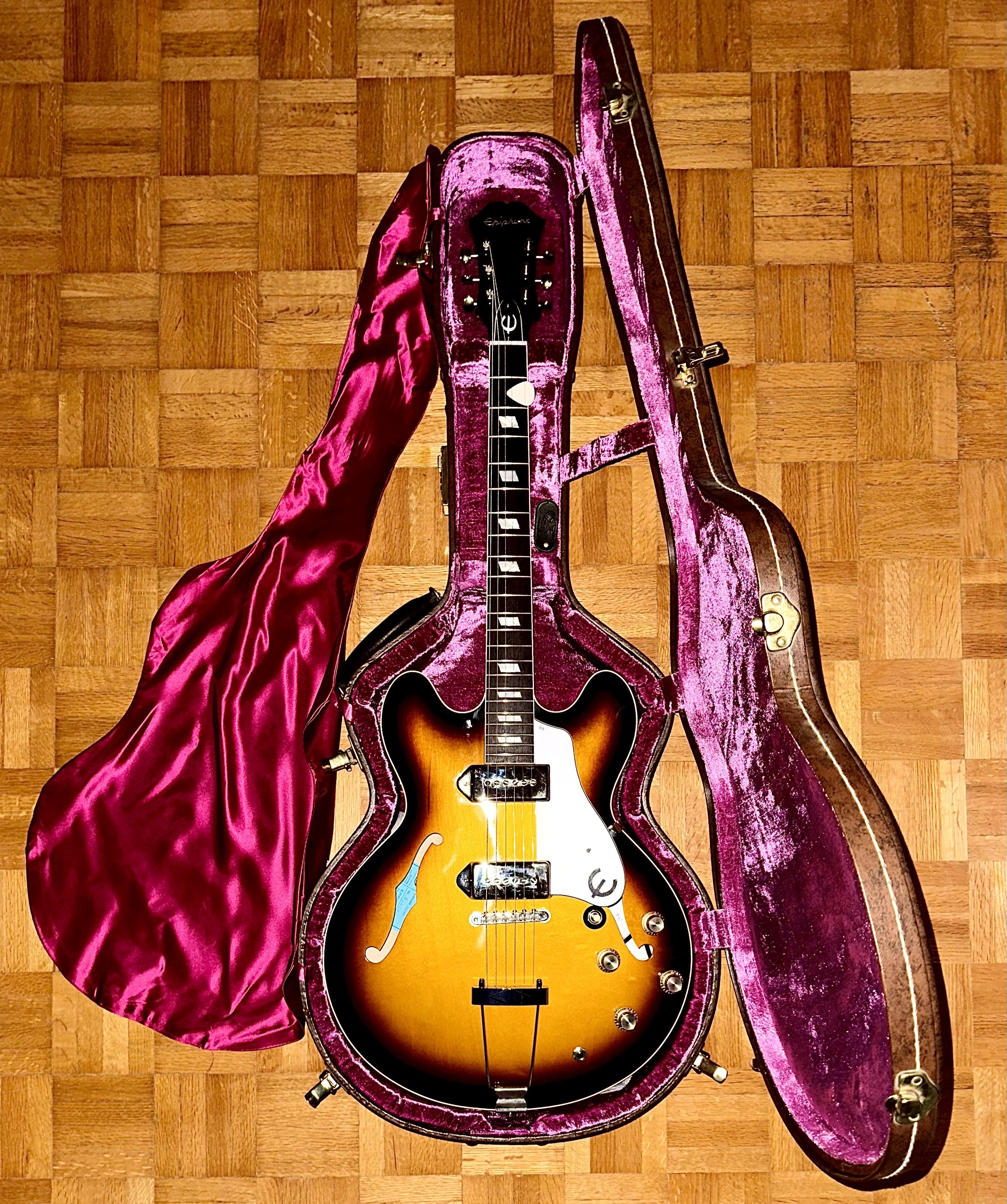 1965 Epiphone Limited Edition John Lennon Casino : r/gibson