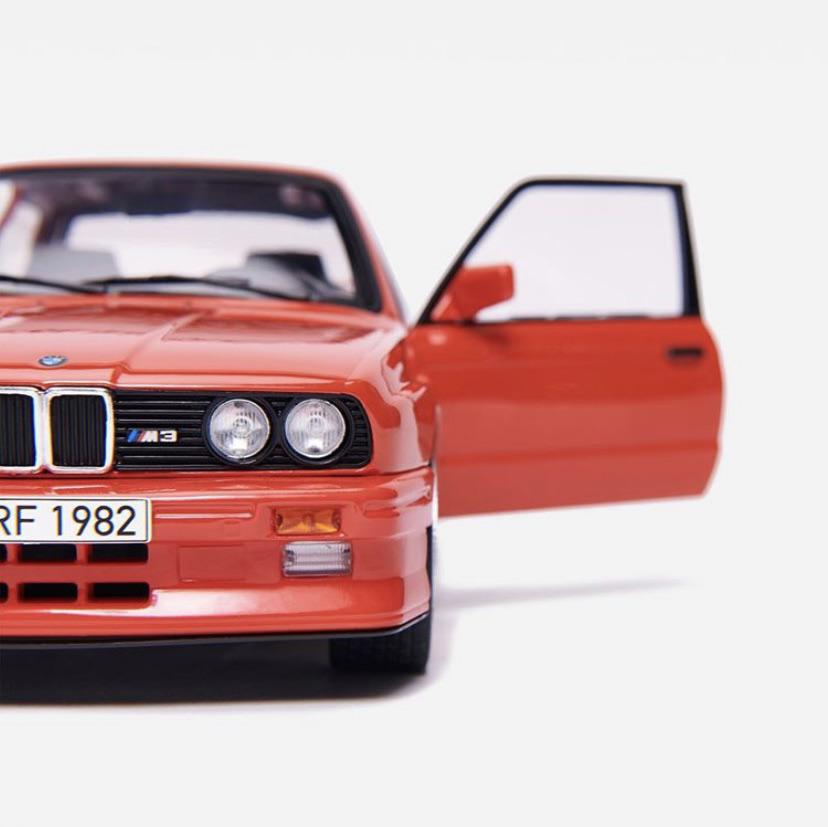 Kith BMW Monday Program (10/19/2020) 1989 M3 E30, 1:18 scale die