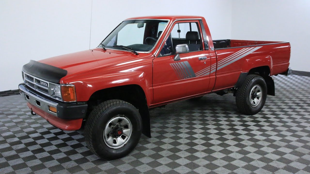 GCD 1987 トヨタ・ハイラックス SR5 (チェイスカー) GCD 1987 トヨタ