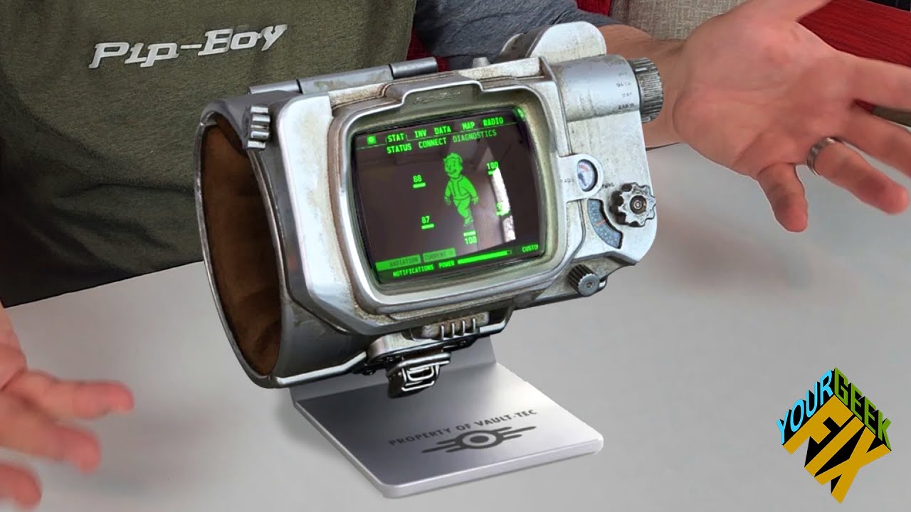First Look at the Working Die-cast Pip-boy from Prime Fallout