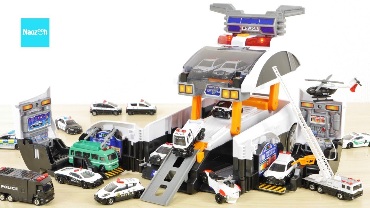 Tomica Police BIG Base set Tomica Buidcity - YouTube