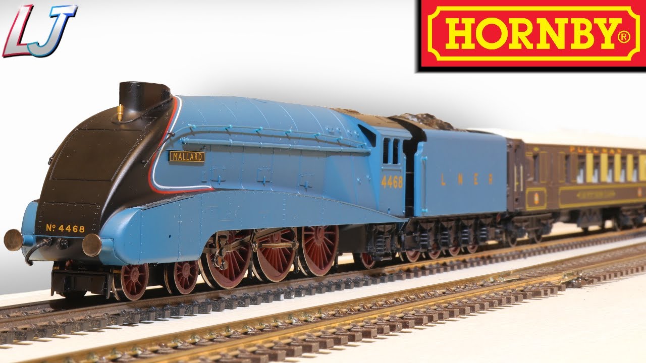 Hornby - Railroad A4 Mallard DCC Fitted - (Unboxing & Review