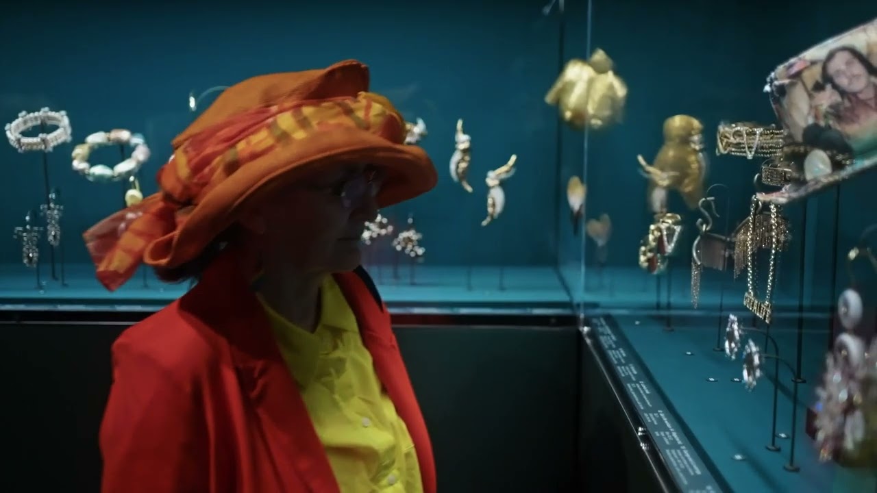 Vivienne Westwood & Jewellery — Nomad Exhibitions