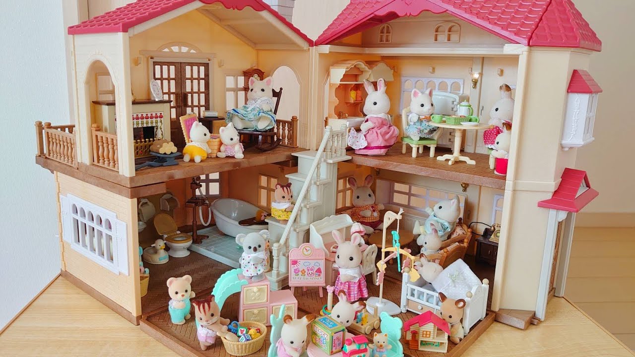 シルバニアファミリー 赤い屋根の大きなお家 家具 人形 いっぱい並べて