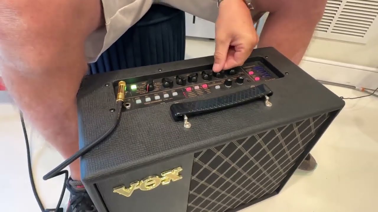 VOX Valvetronix VT20+ Sound Check!! - YouTube