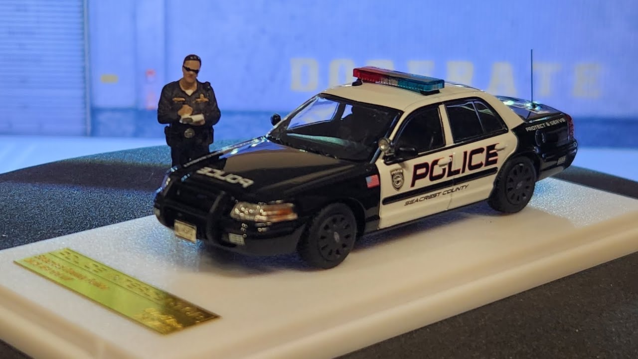Rollin 1/64 Ford Crown Victoria Police Model 'Need For Speed Hot
