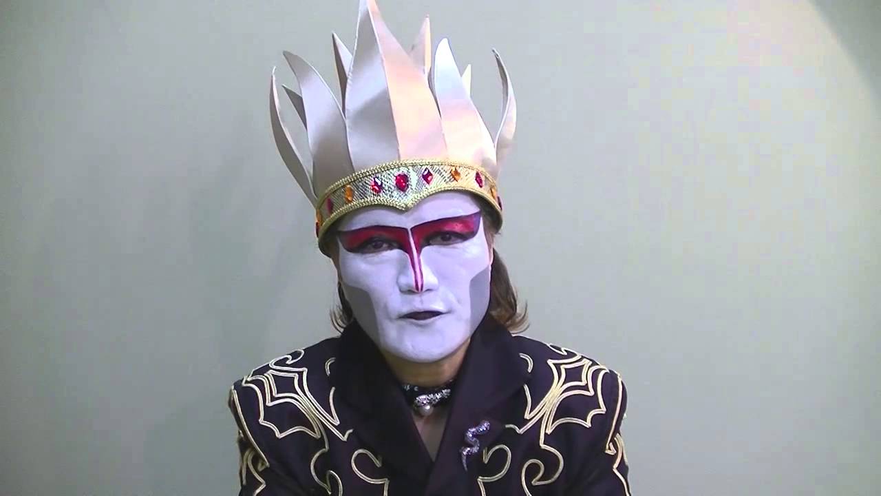 コメント映像】デーモン閣下 / 聖飢魔Ⅱ - YouTube