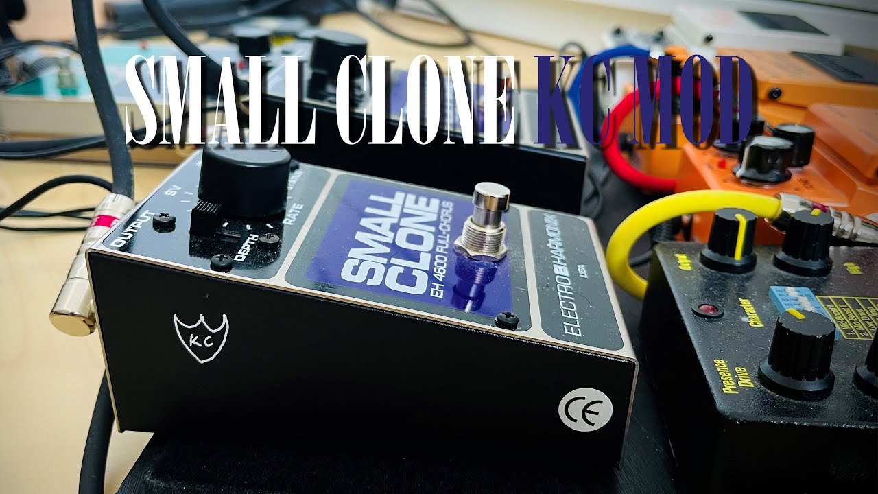 SMALL CLONE KURT COBAIN MOD Vs ORIGINAL SMALL CLONE - YouTube