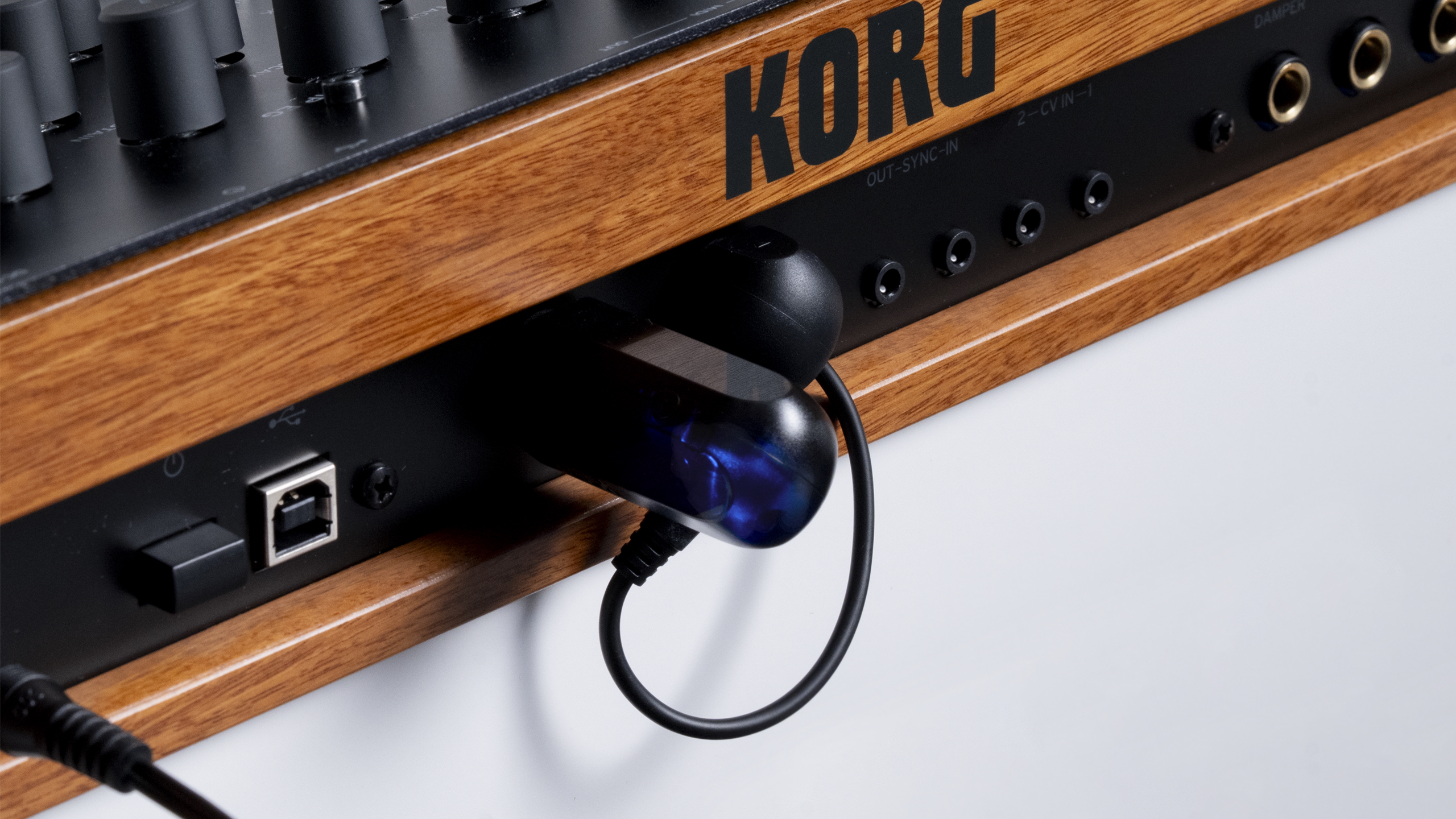 KORG BM-1発売！MIDI機器をワイヤレス化する8,800円のBluetooth