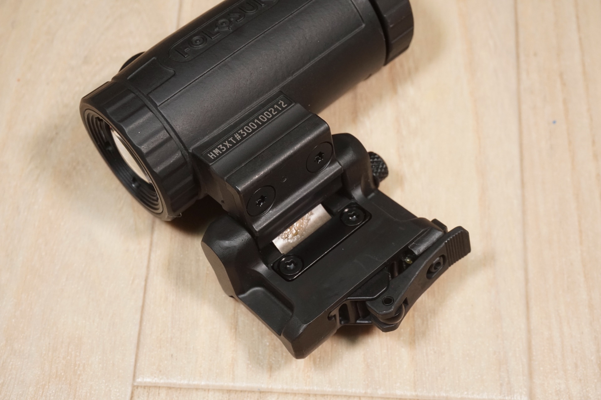 HOLOSUN製コンパクトマグニファイアHM3XT 3X Magnifierのレビュー